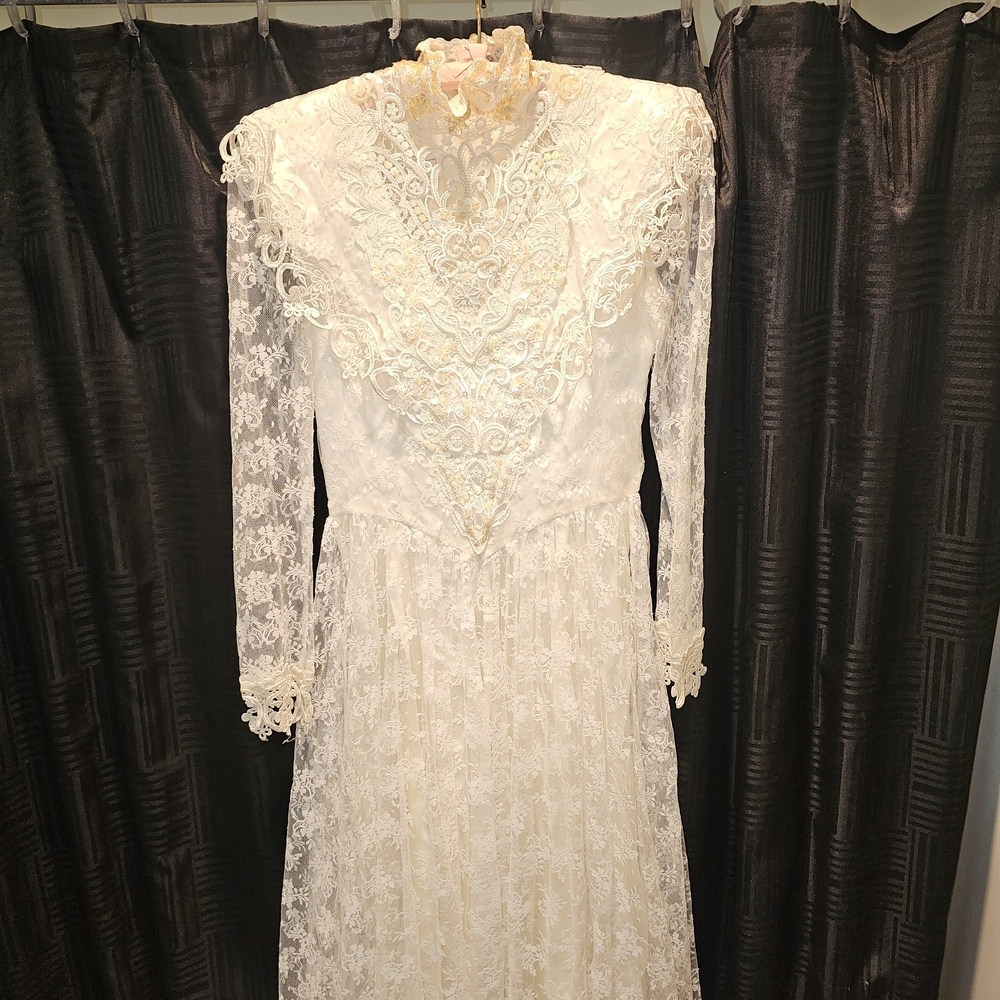 Jessica McClintock Bridal Vintage Lace Cream Dress Sz 6